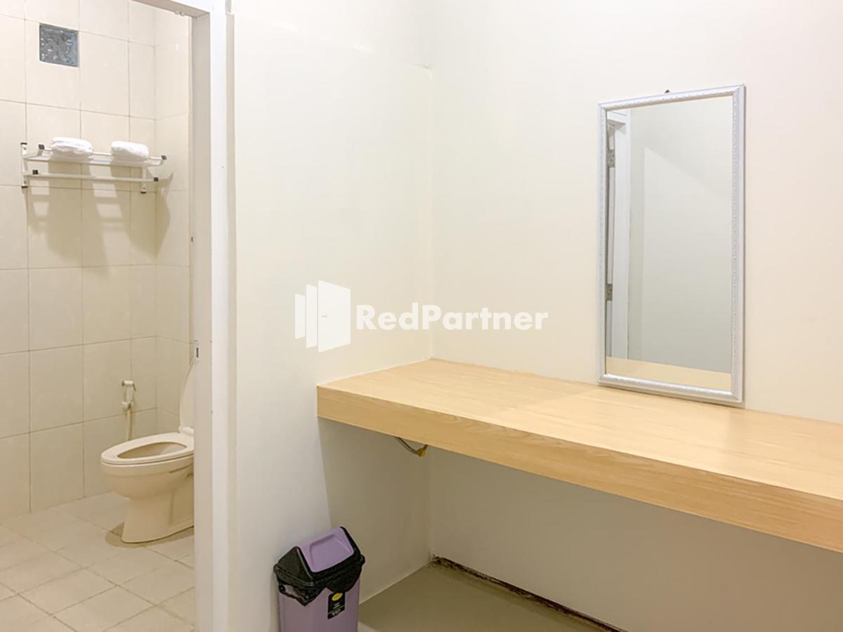 Reddoorz Syariah At Hotel Nuri Indah Dongkelan Yogyakarta Bantul Extérieur photo